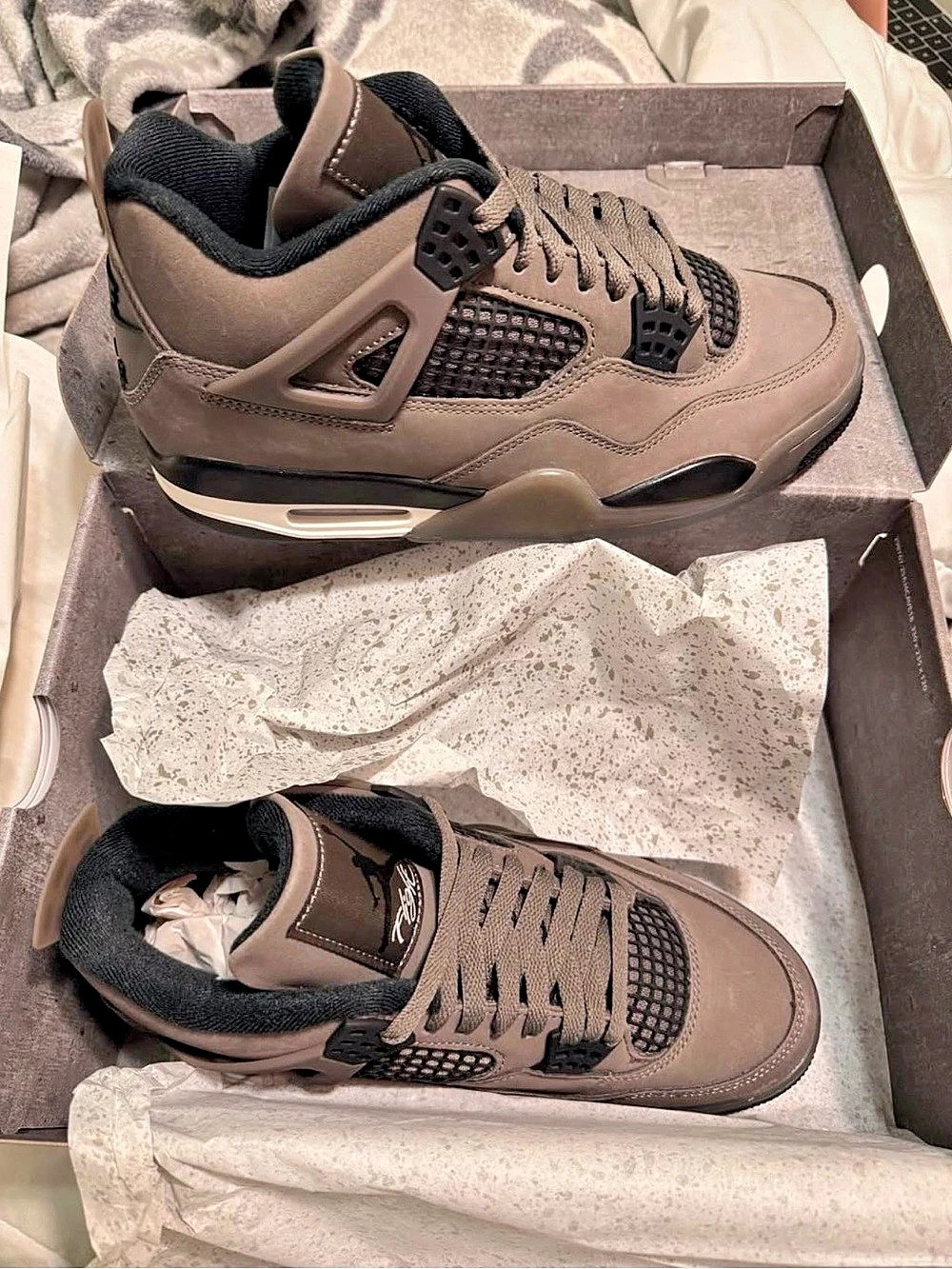 Jordan Air Jordan 4 Retro cave stone Sneakers Men 8.5 brand new